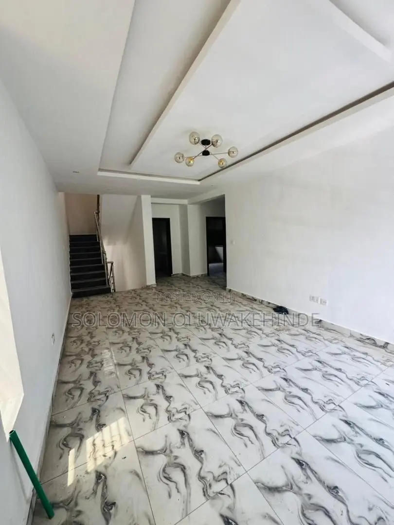 4bdrm Duplex in Anthony, Maryland for sale