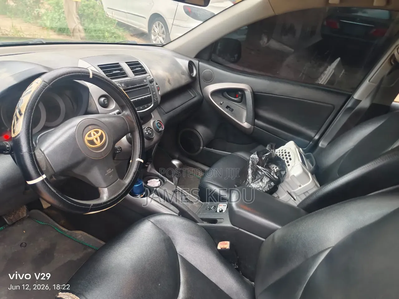 Toyota RAV4 2010 Black
