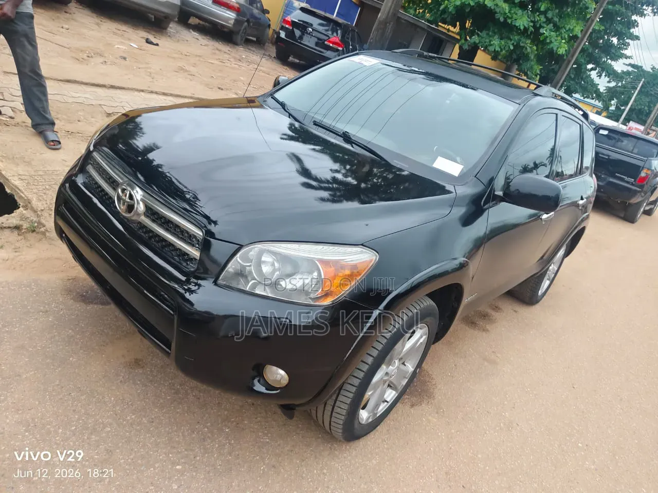 Toyota RAV4 2010 Black