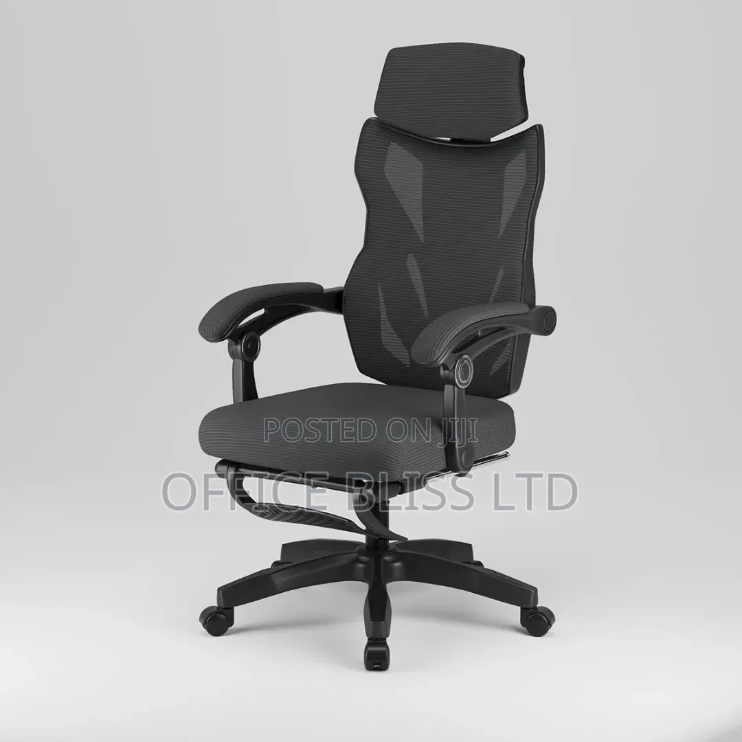 Trendy Egornomic Swivel Office Chair ( All Black)