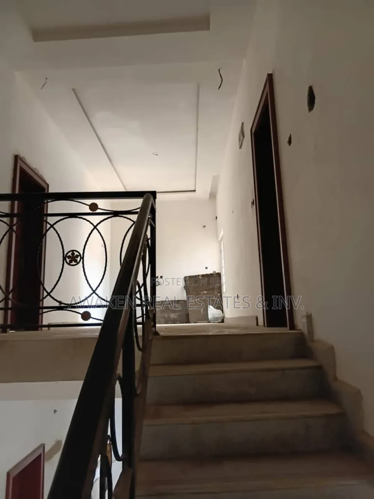 4bdrm Townhouse/Terrace in Mpape for sale