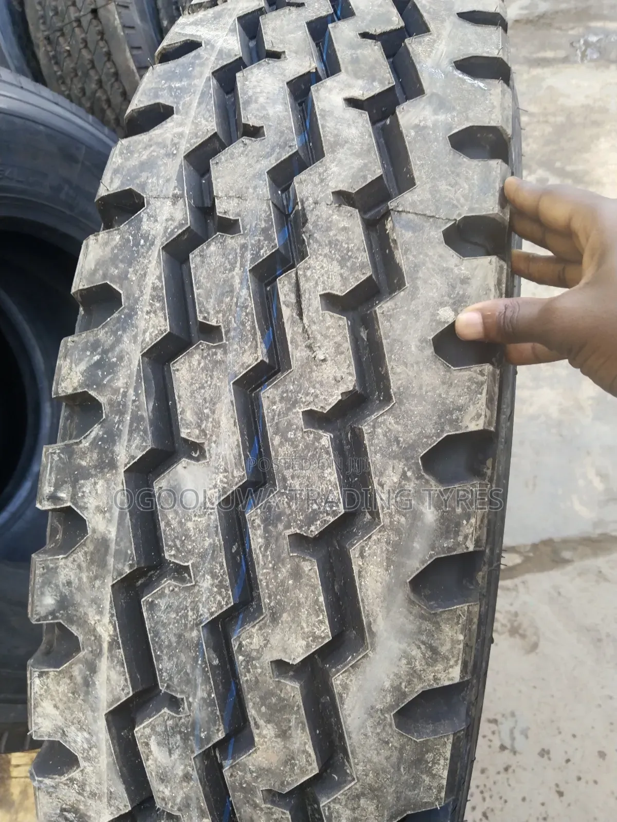 13r22.5 Tyre