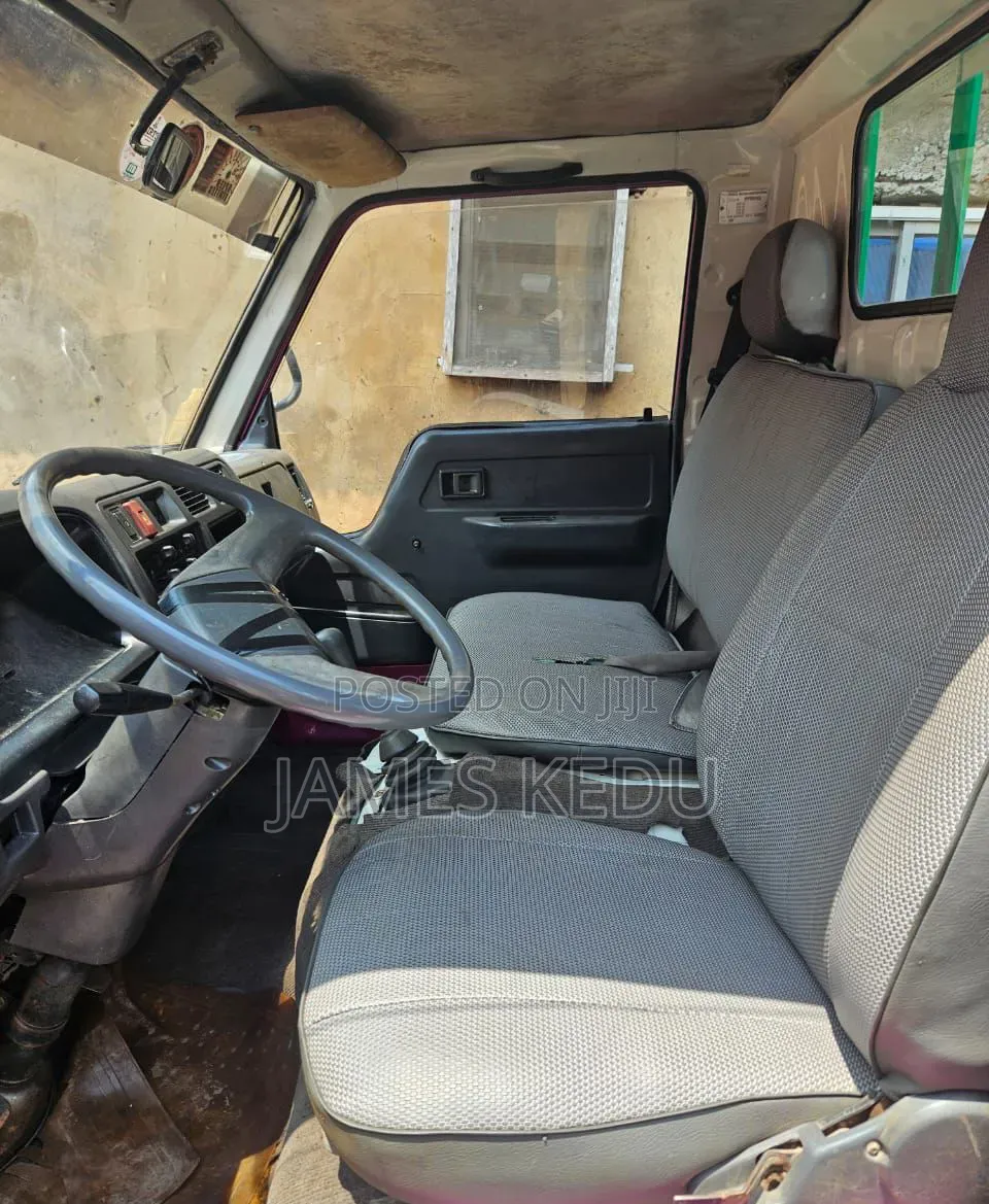 Toyota Dyna 2004