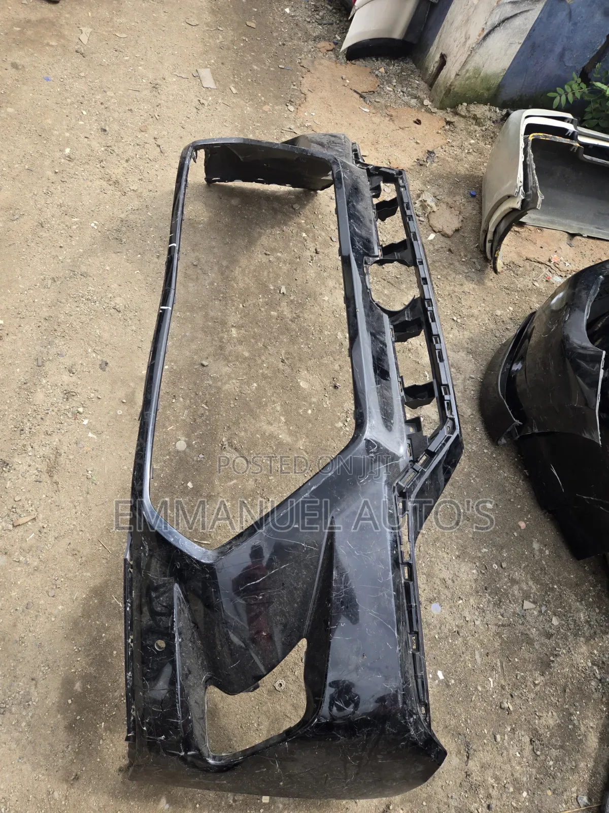Highlander Grand 2025 Empty Bumper Available