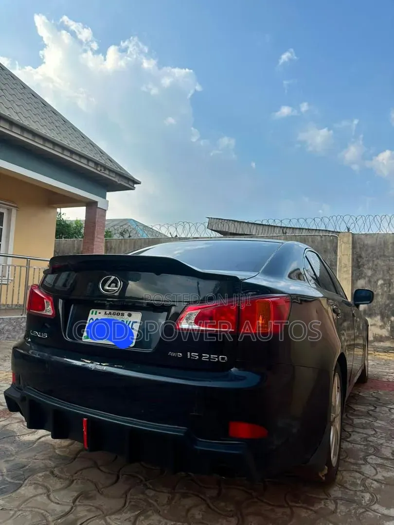 Lexus IS 2010 Black