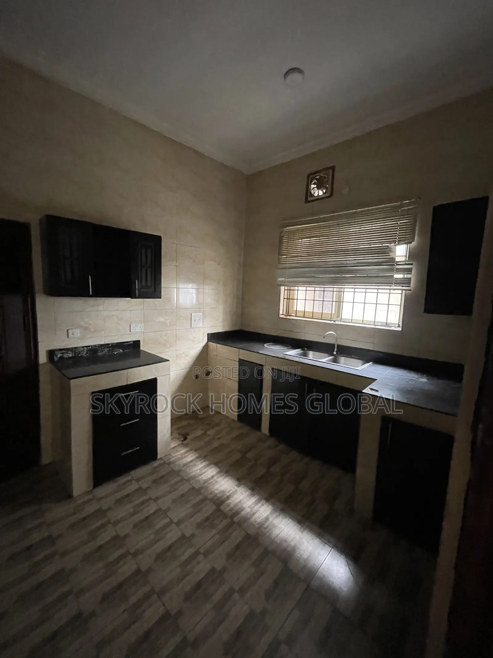 Mini Flat in Ikate for rent