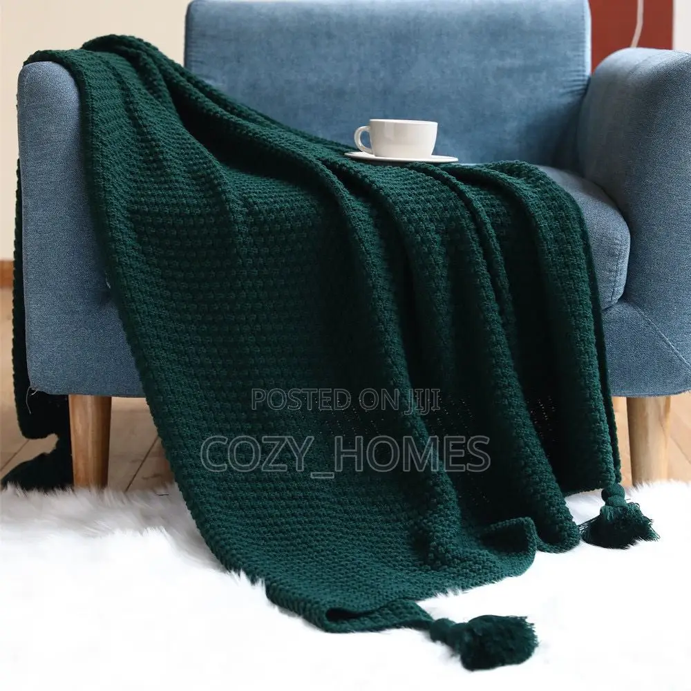 Cozy Throw Blanket – Luxury Sofa Blanket (Available in Other Colors)