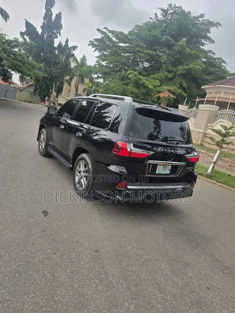 Lexus LX 570 AWD 2013 Black
