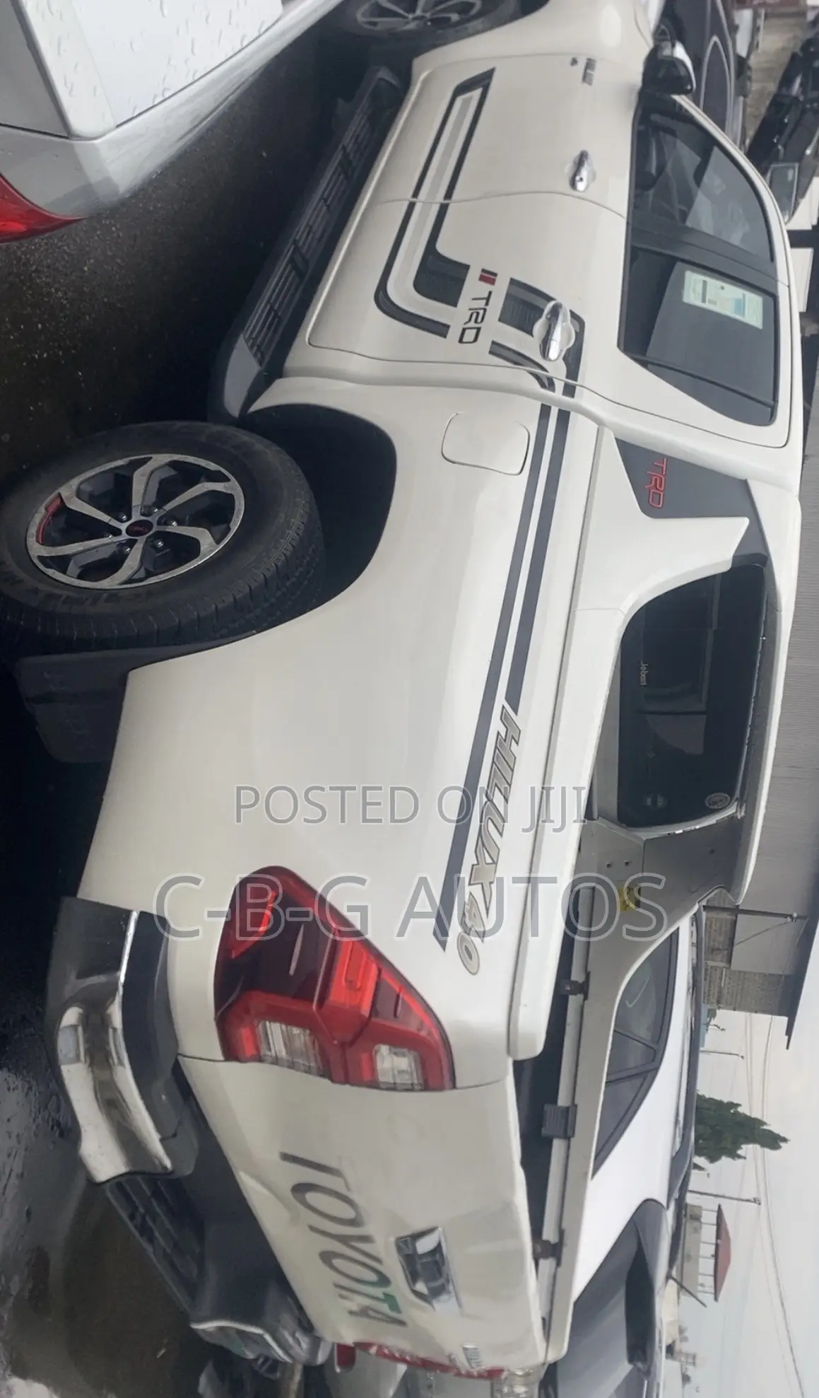 Toyota Hilux SR5 4x4 2018 White
