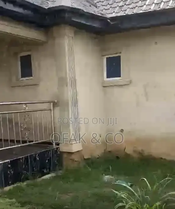 3bdrm Bungalow in Idishin for sale