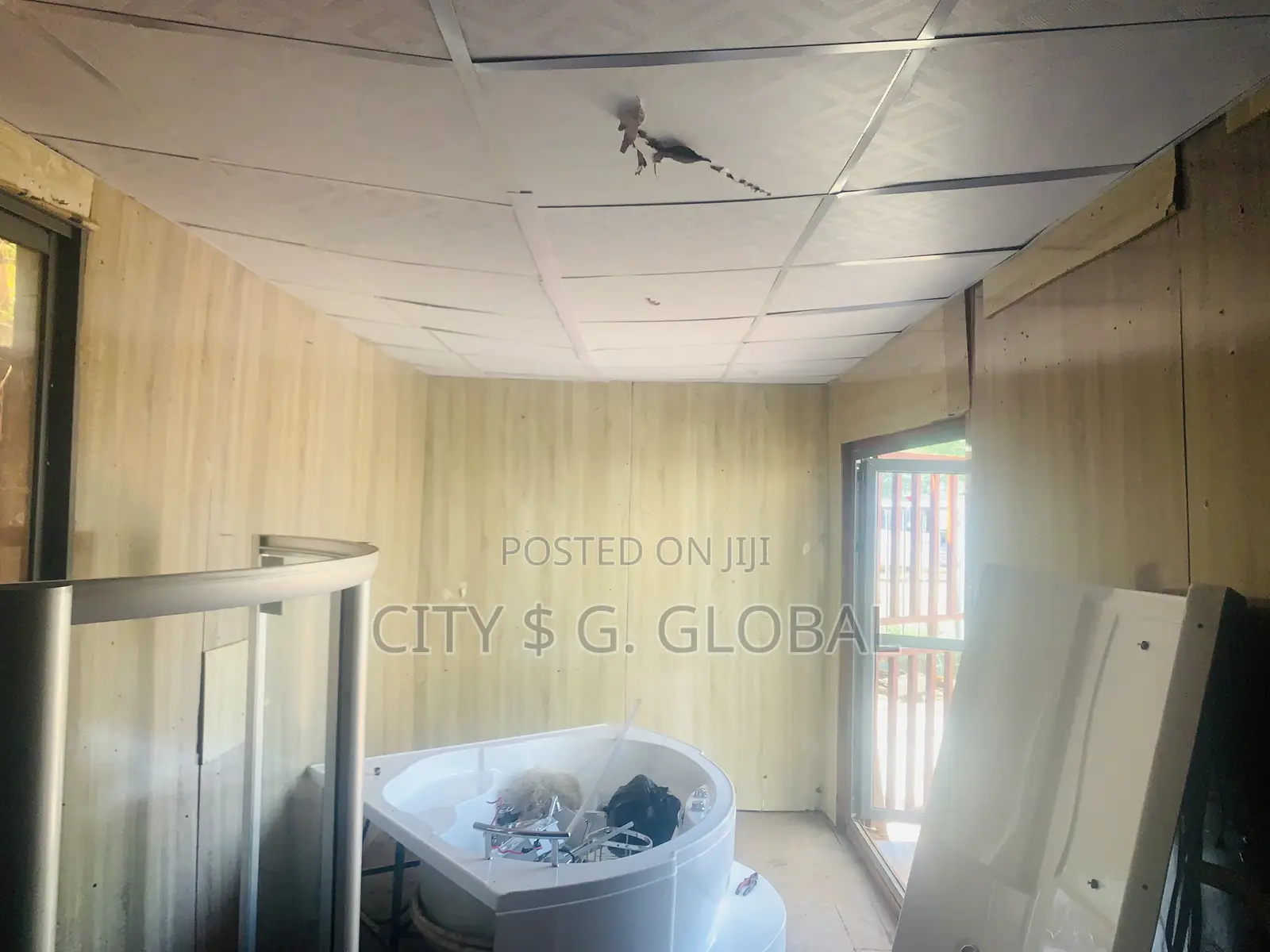 Space for Restaurant for Rent in Gudu