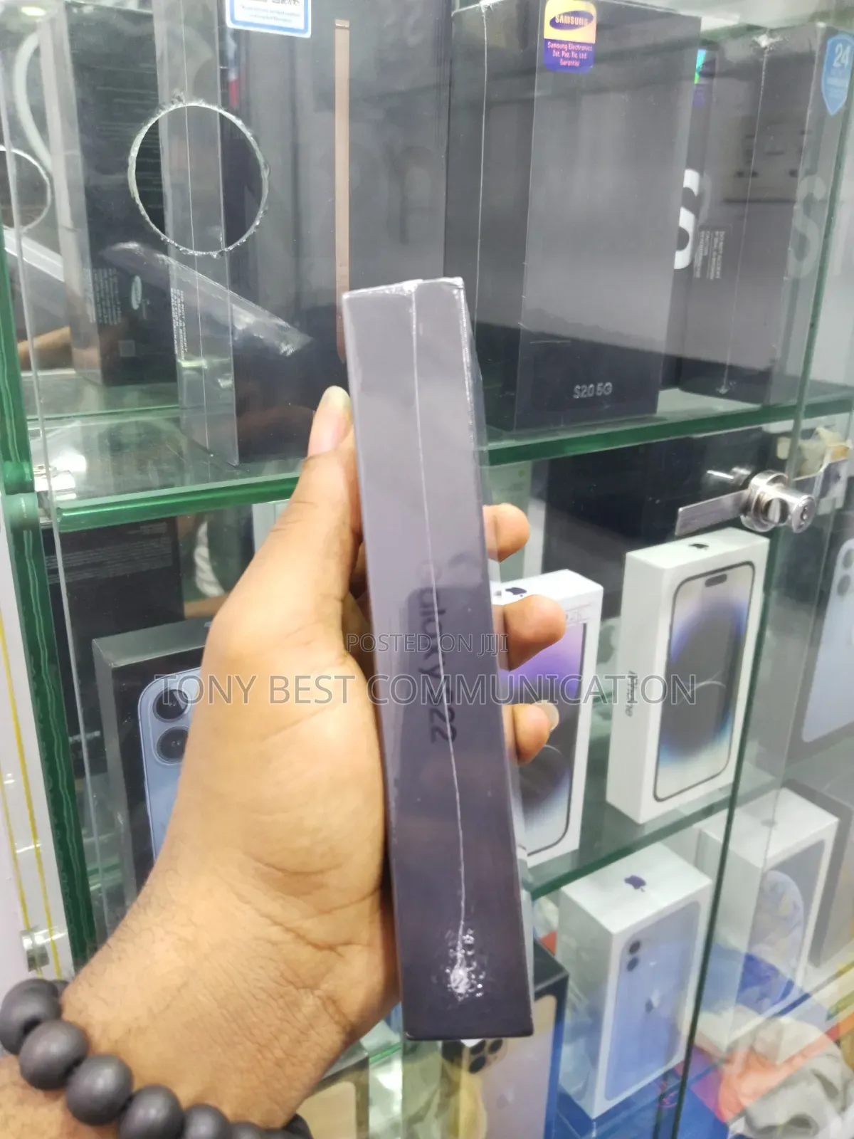 New Samsung Galaxy S22 5G 256 GB Black