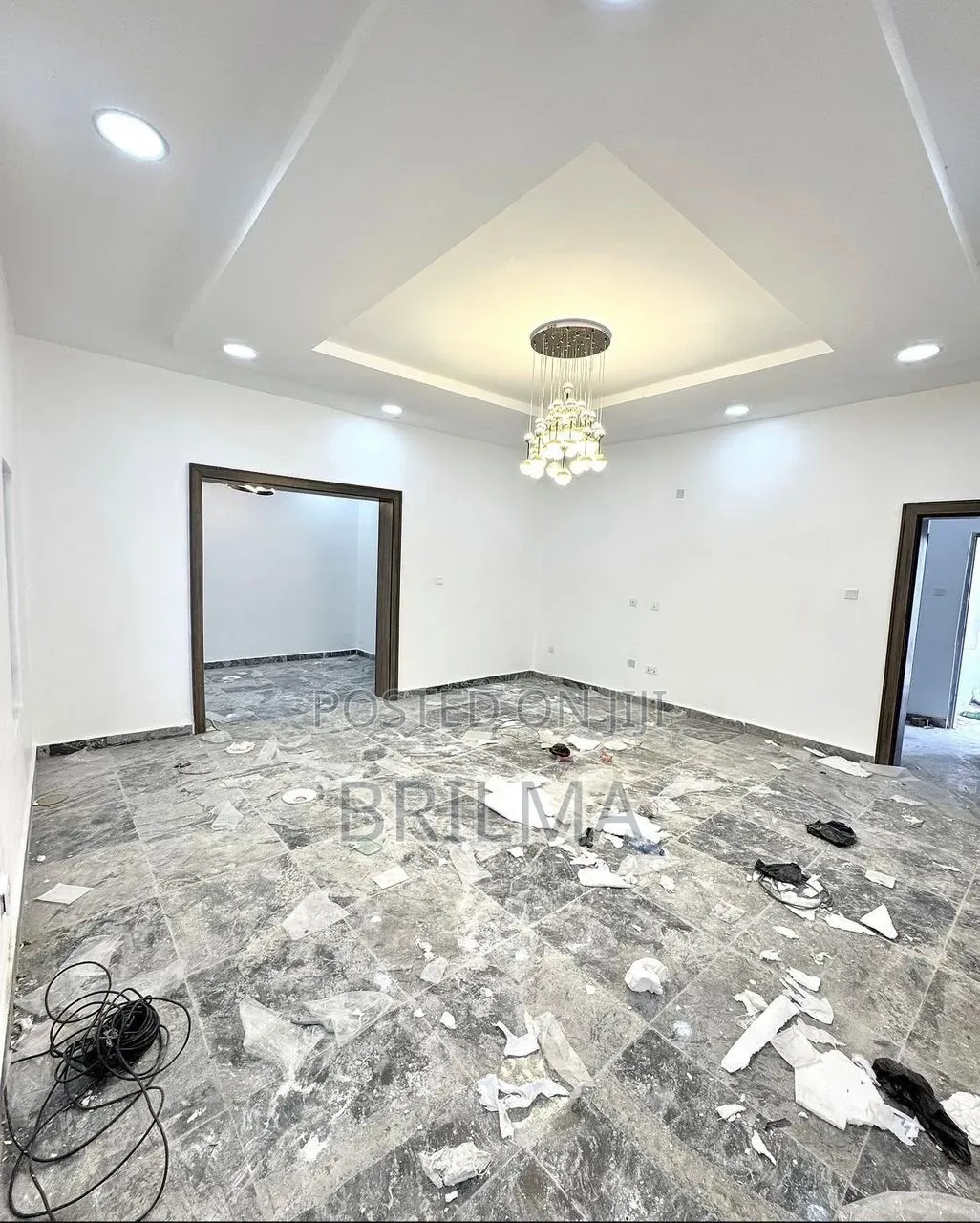 5bdrm Duplex in Guzape District for sale