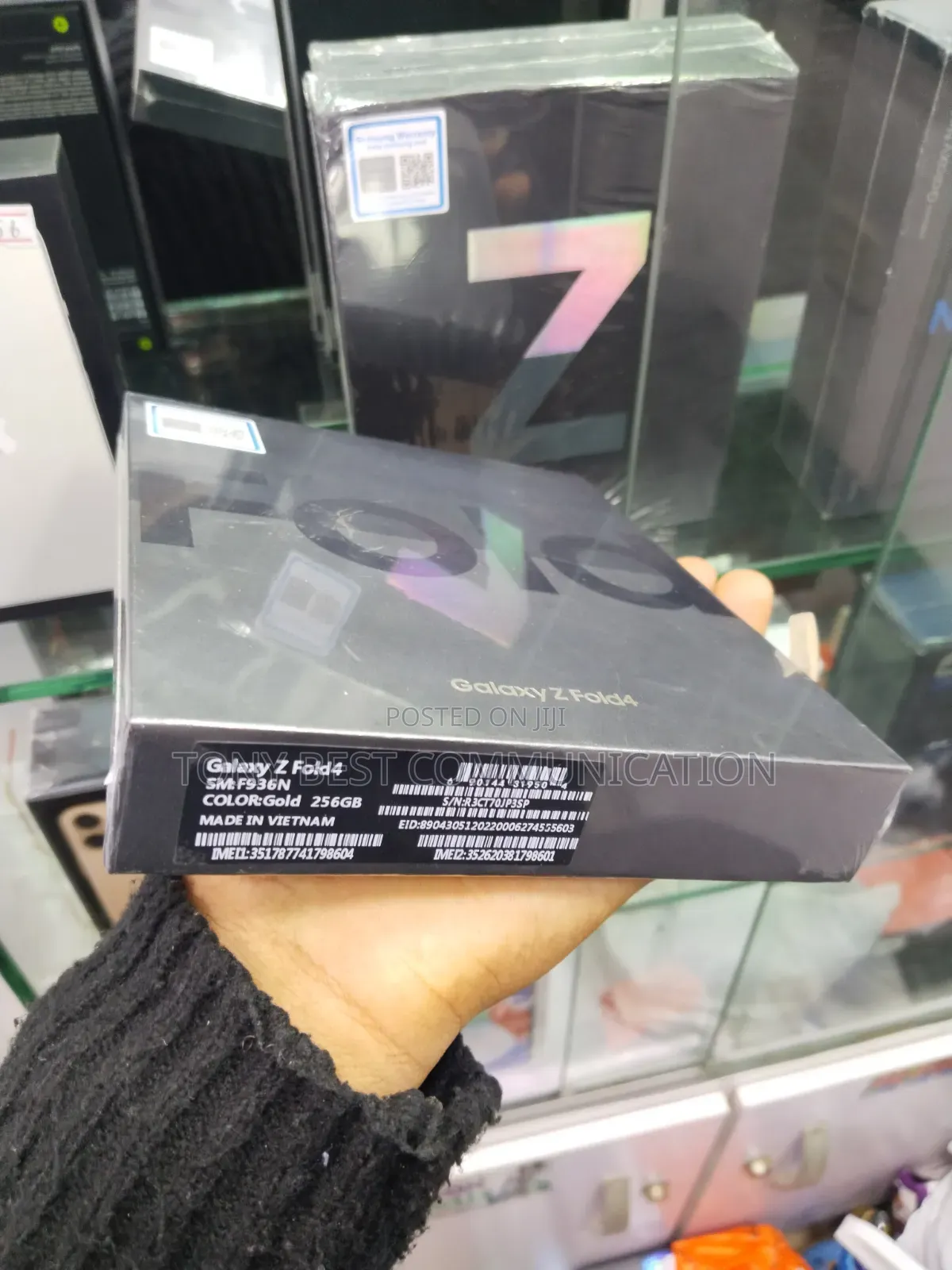 New Samsung Galaxy Z Fold4 256 GB Black