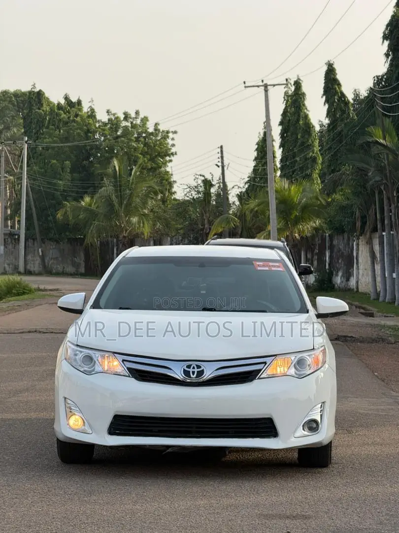 Toyota Camry 2013 White
