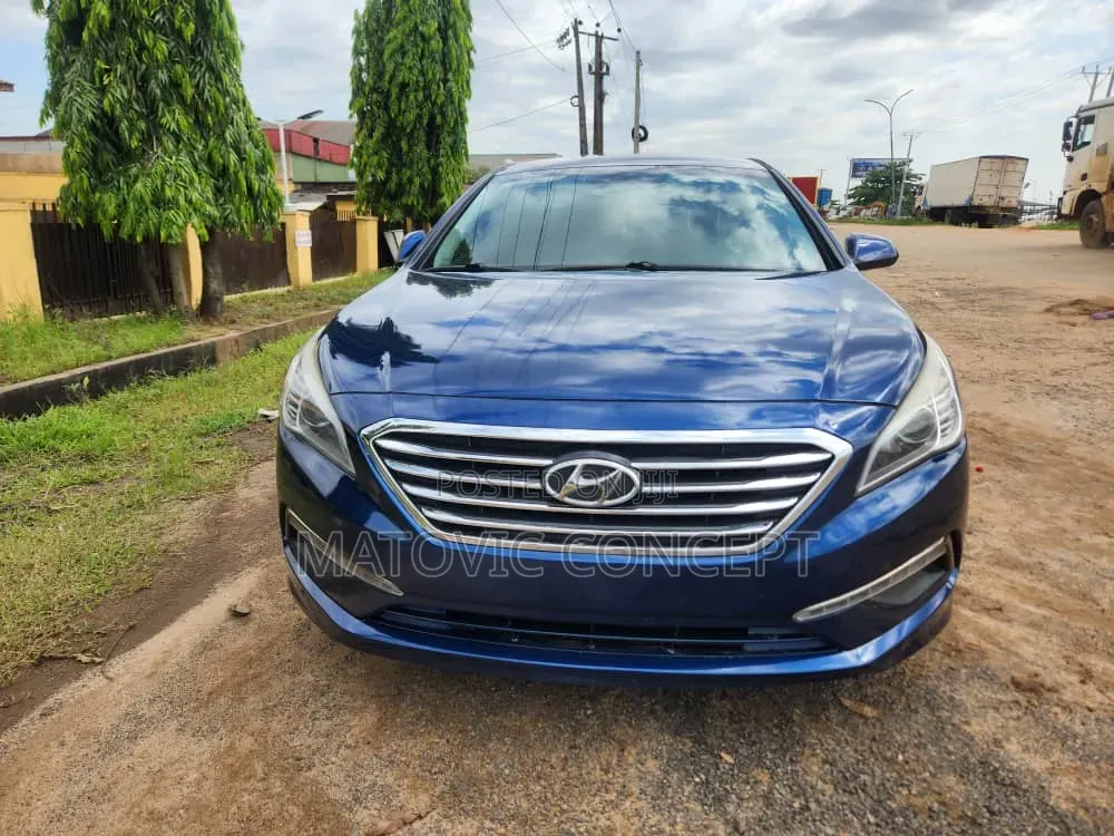 Hyundai Sonata SE 4dr Sedan (2.4L 4cyl 6A) 2015 Blue