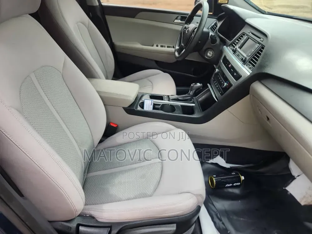 Hyundai Sonata SE 4dr Sedan (2.4L 4cyl 6A) 2015 Blue