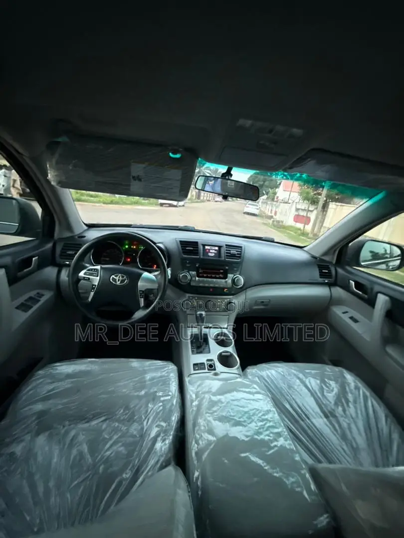 Toyota Highlander 2012 Gray