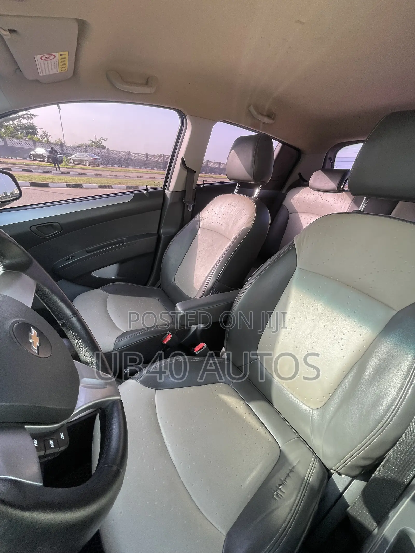 Chevrolet Spark Hatch LT 2011 Pink