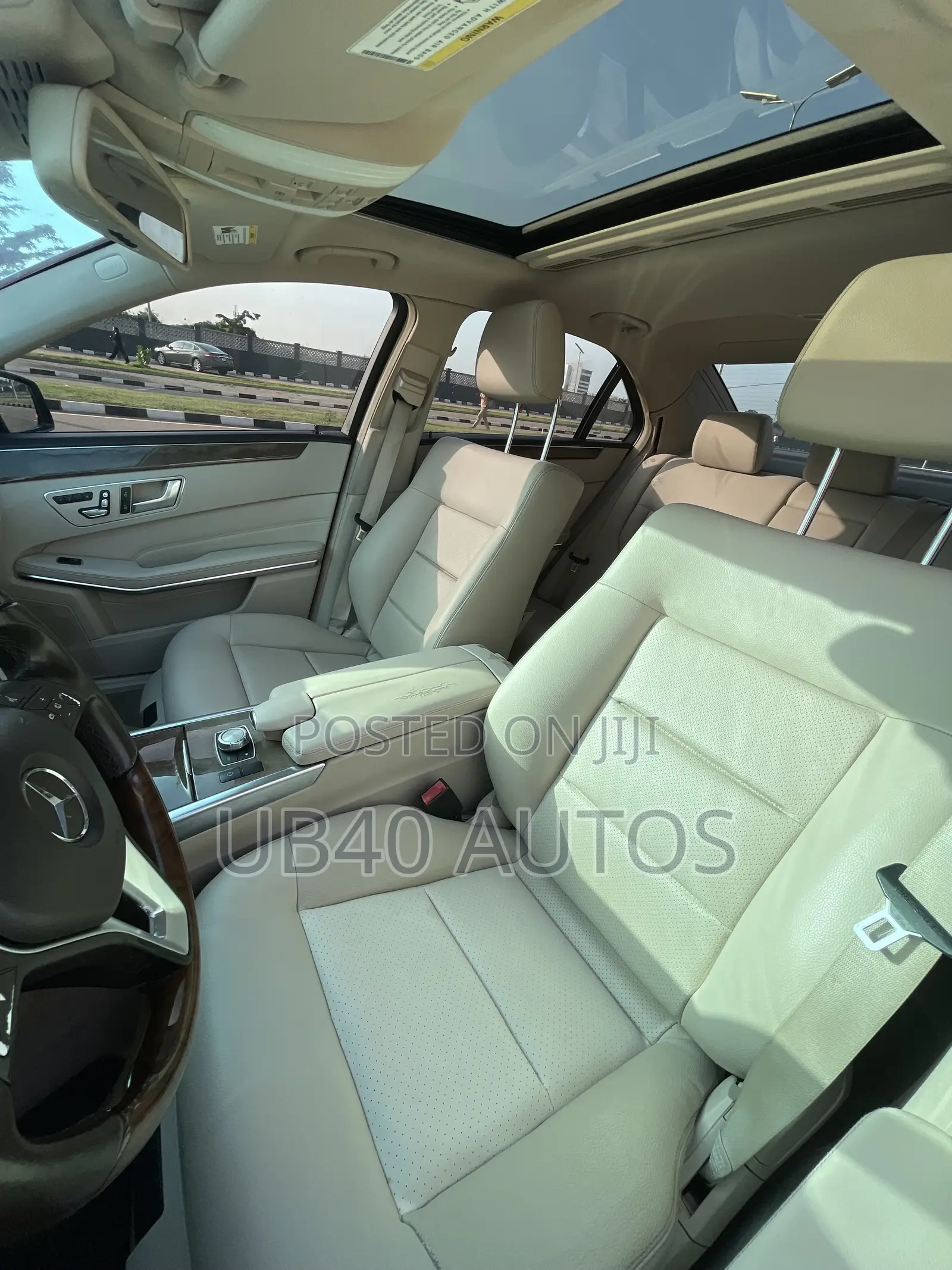 Mercedes-Benz E350 Base 4Matic Sedan AWD (3.5L 6cyl 7A) 2013 Black