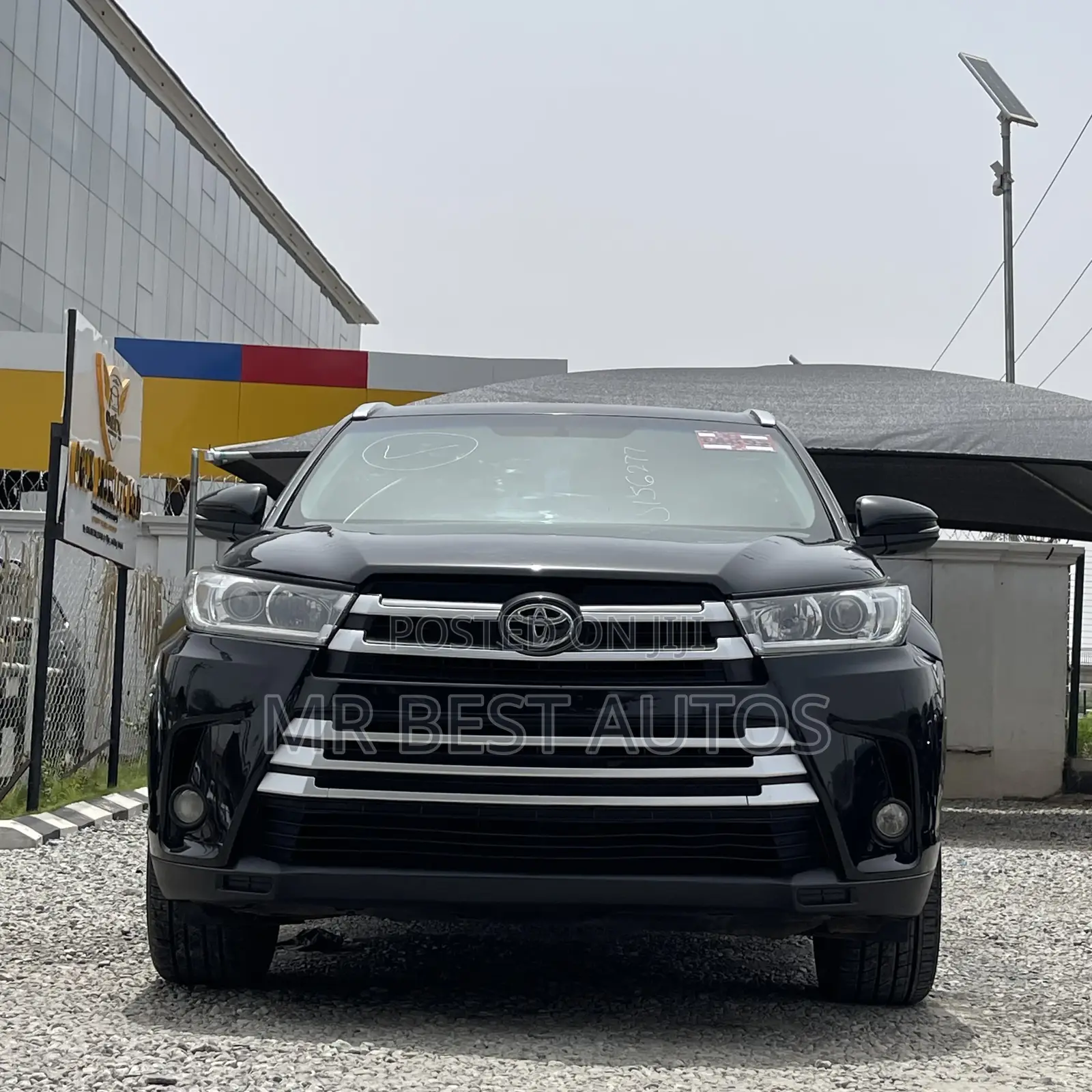 Toyota Highlander Limited Platinum 4dr SUV AWD (3.5L 6cyl 6A) 2015