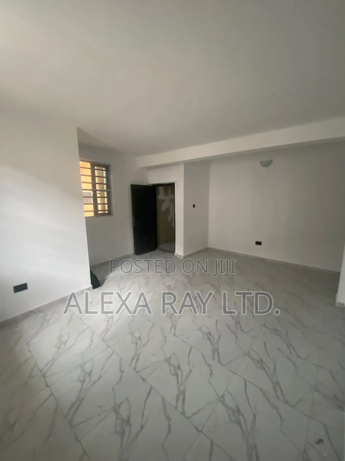 2bdrm Apartment in Chevron for rent