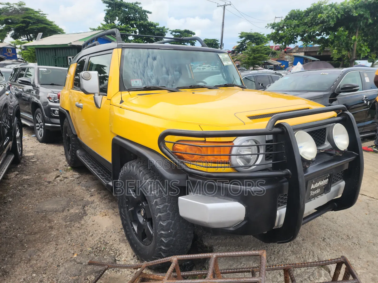 Toyota FJ Cruiser 2005 Yellow