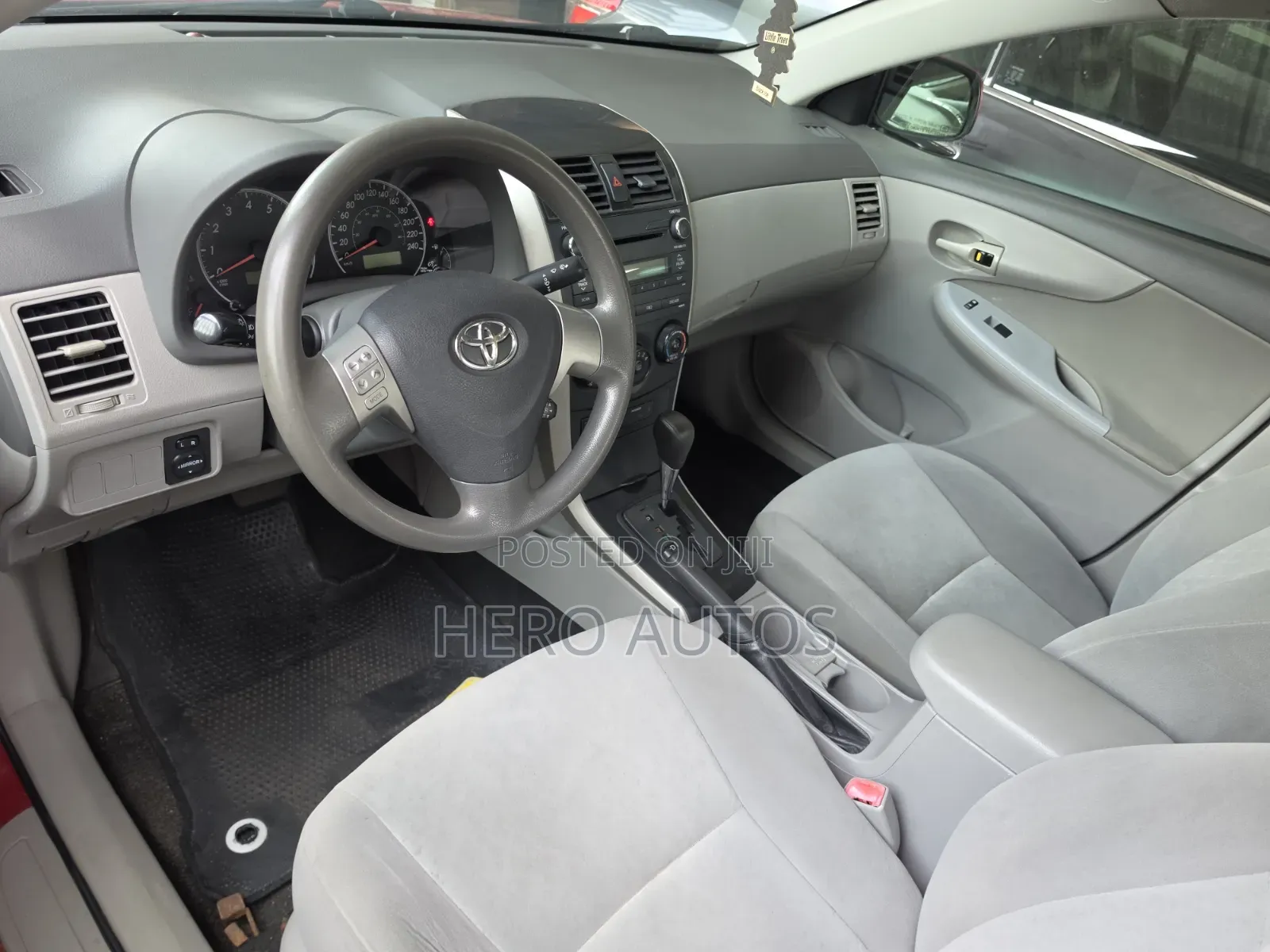 Toyota Corolla 2010 Red