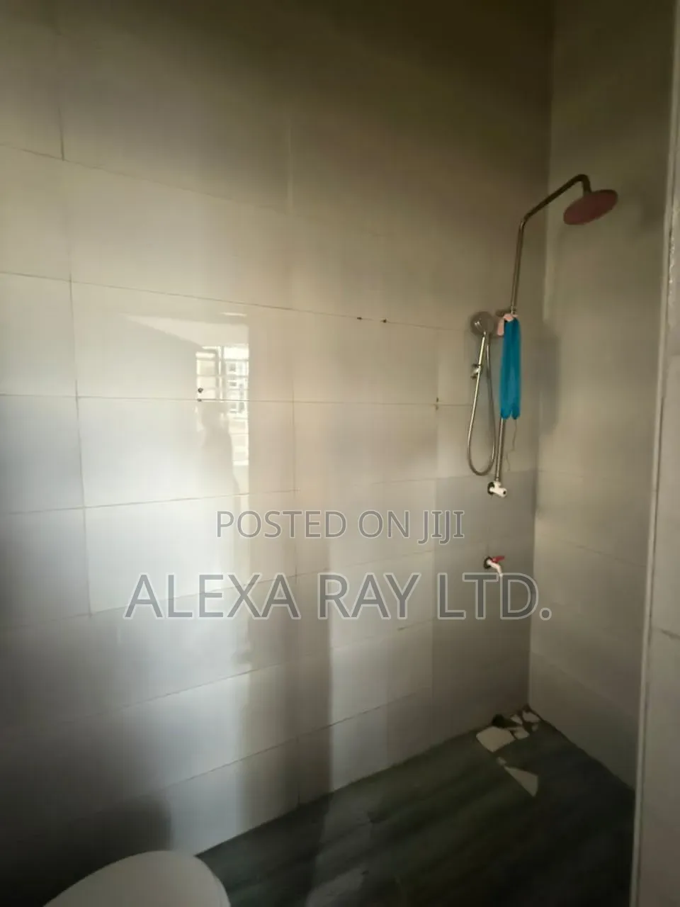 1bdrm Shared Apartment in Chevron for rent