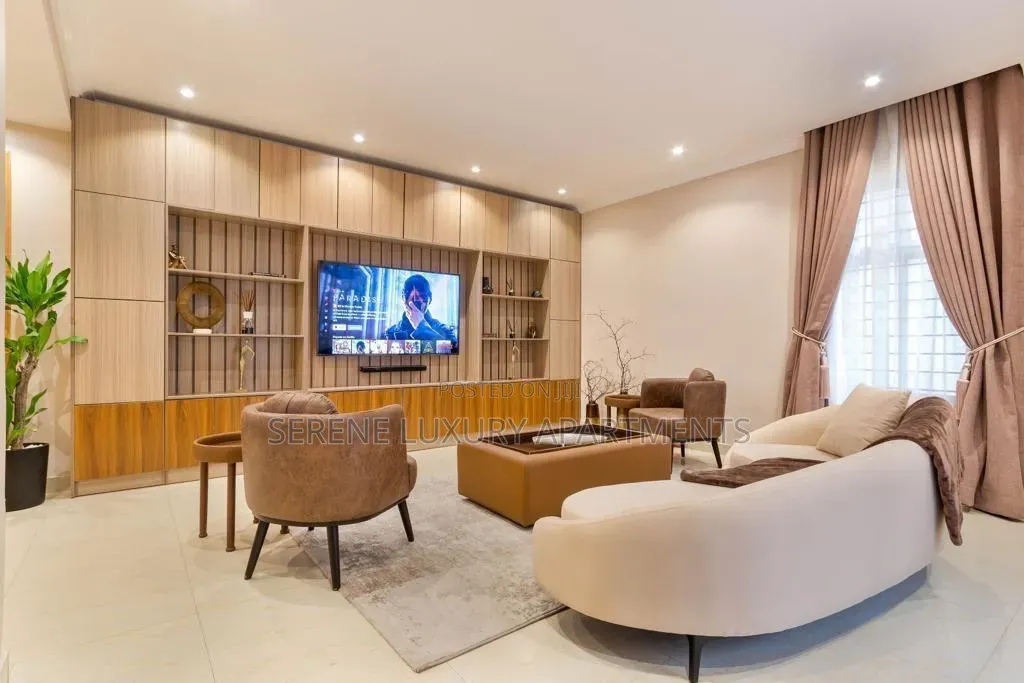 Luxury One Bedroom Apartment With Swimming Pool and Gym