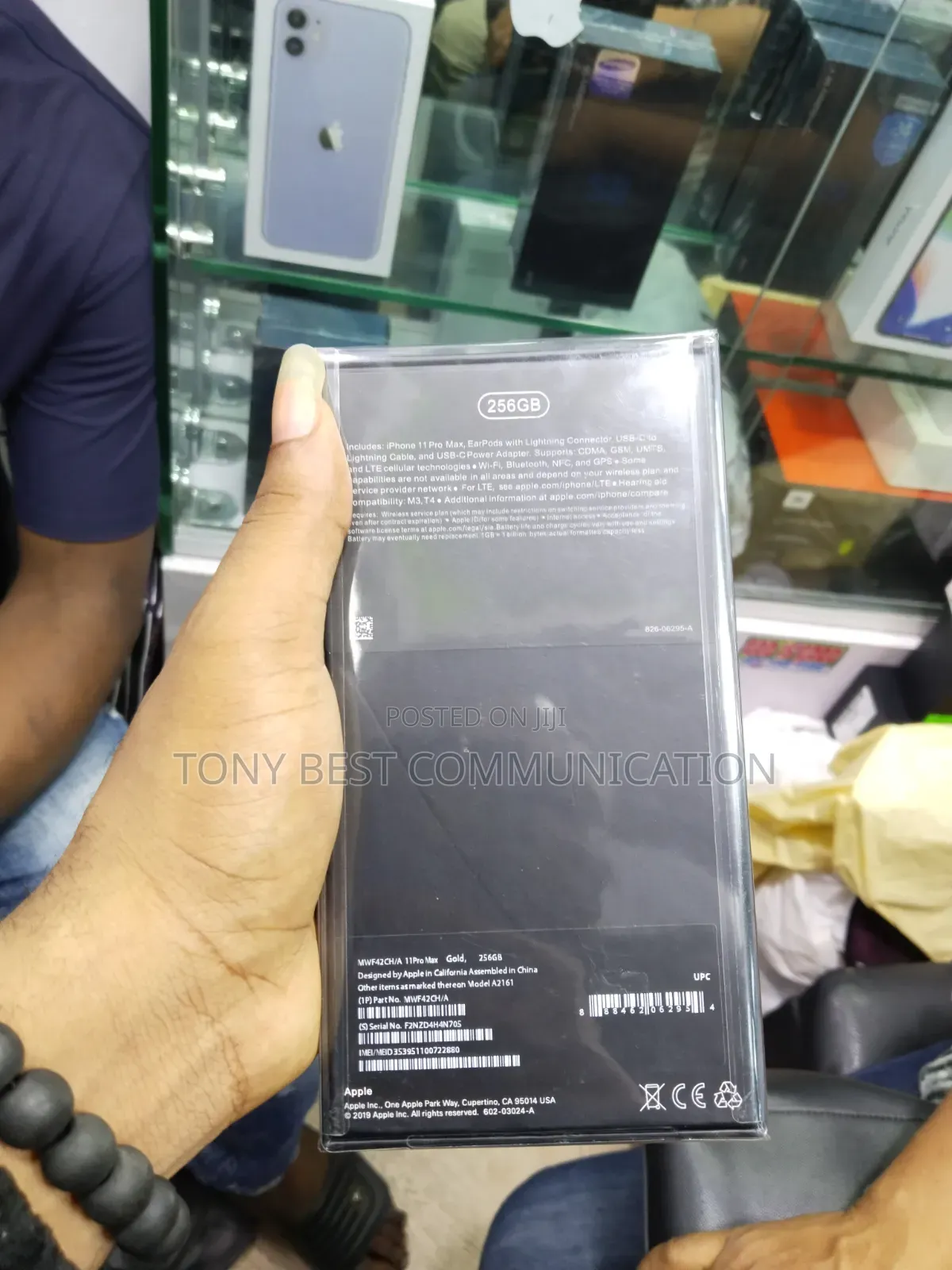 New Apple iPhone 11 Pro Max 256 GB Gold
