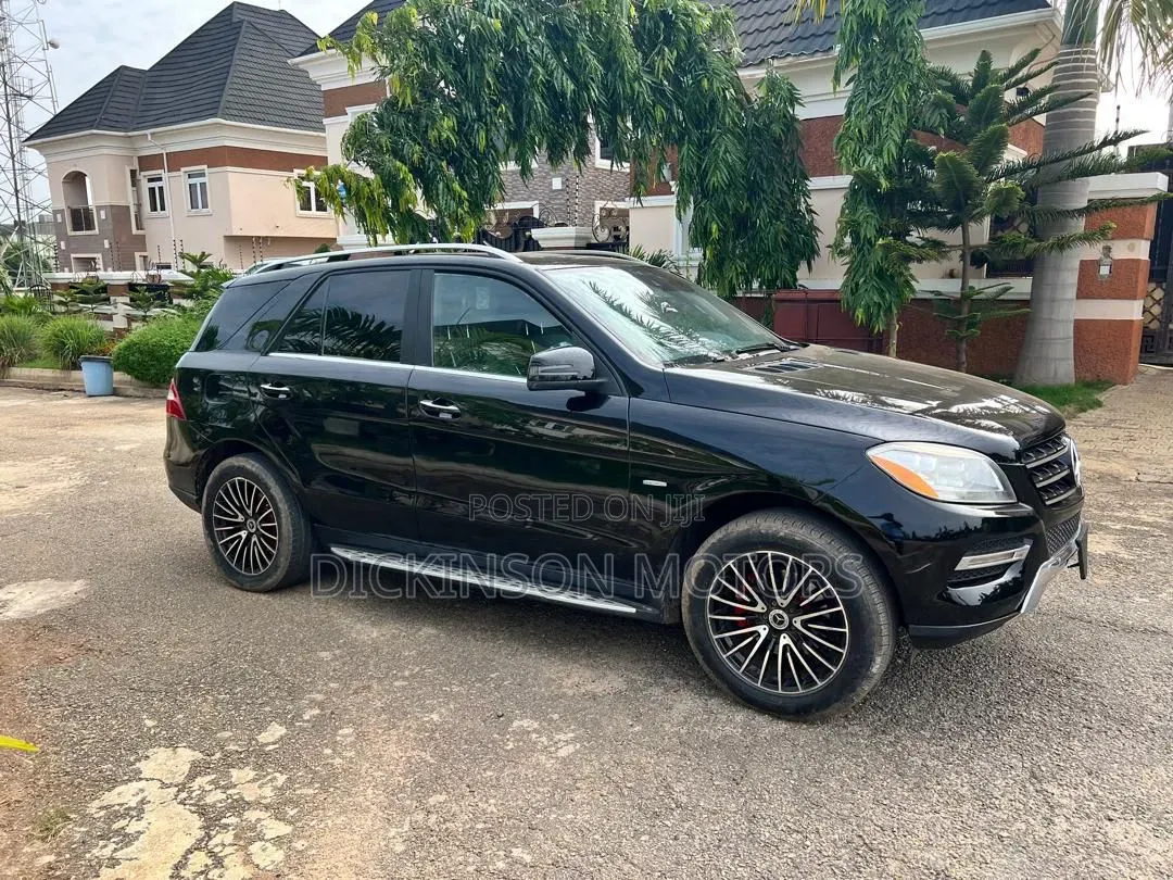 Mercedes-Benz M Class 2013 Black