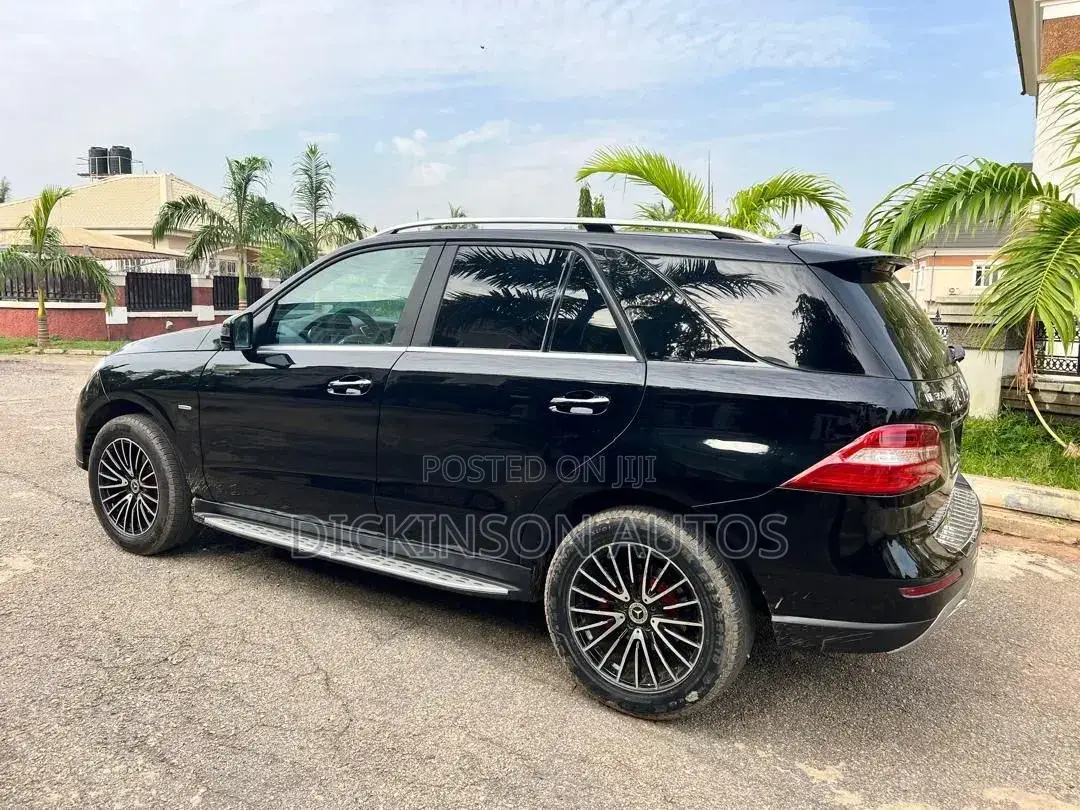 Mercedes-Benz M Class 2013 Black