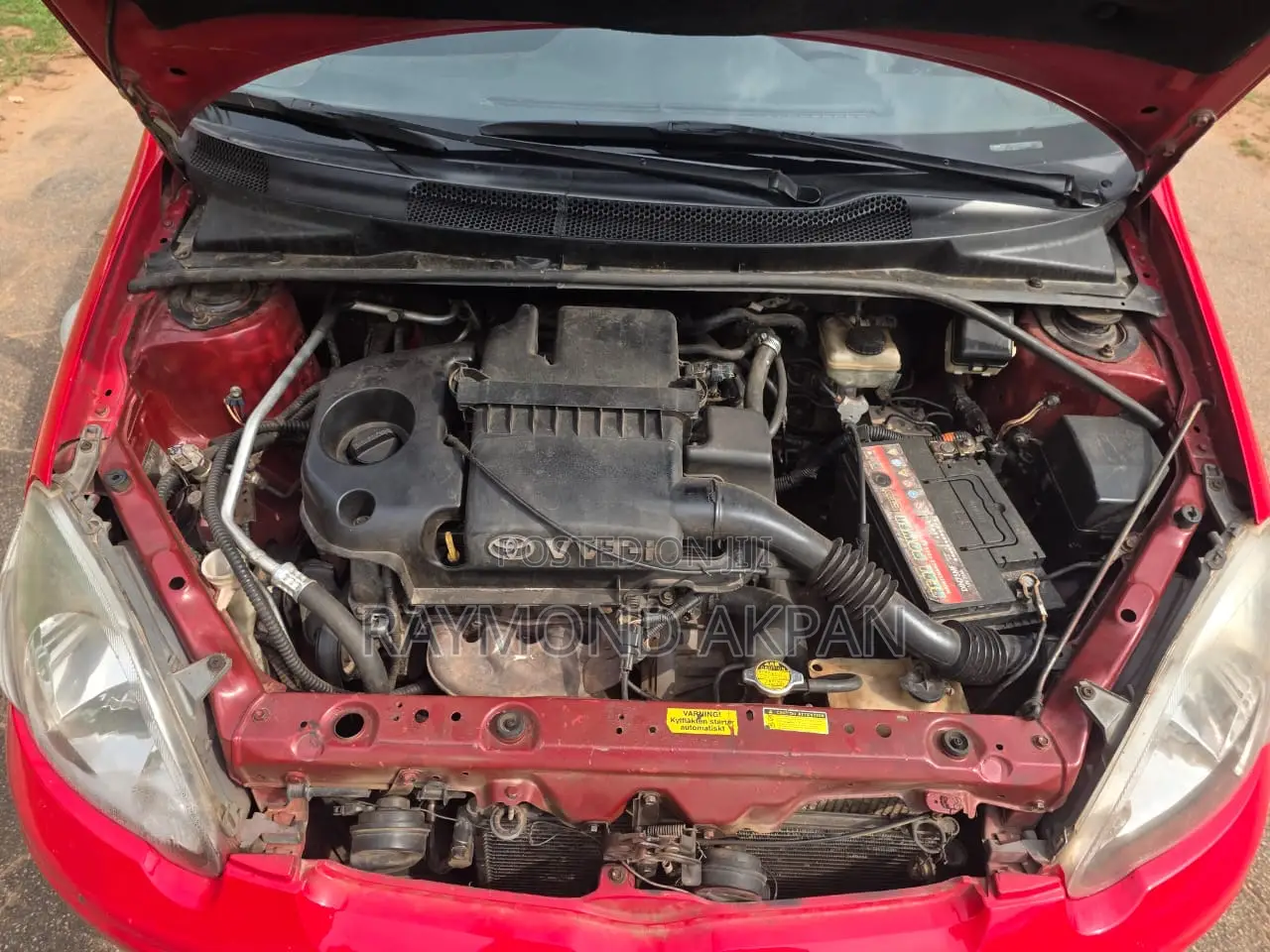 Toyota Yaris 2005 Red