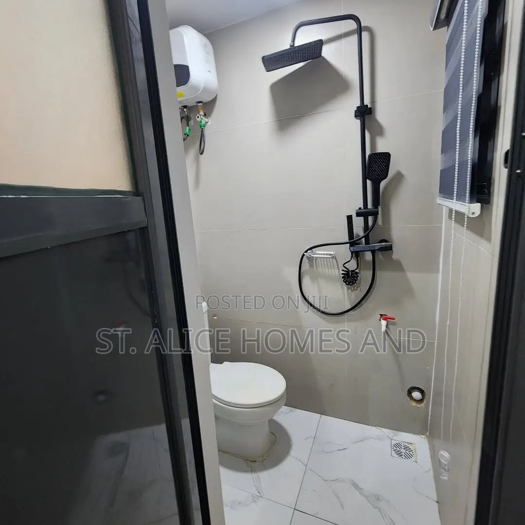 Mrfargi Residence 6 Bedroom Apartment With Ps5 & 2 Living Rooms Magodo