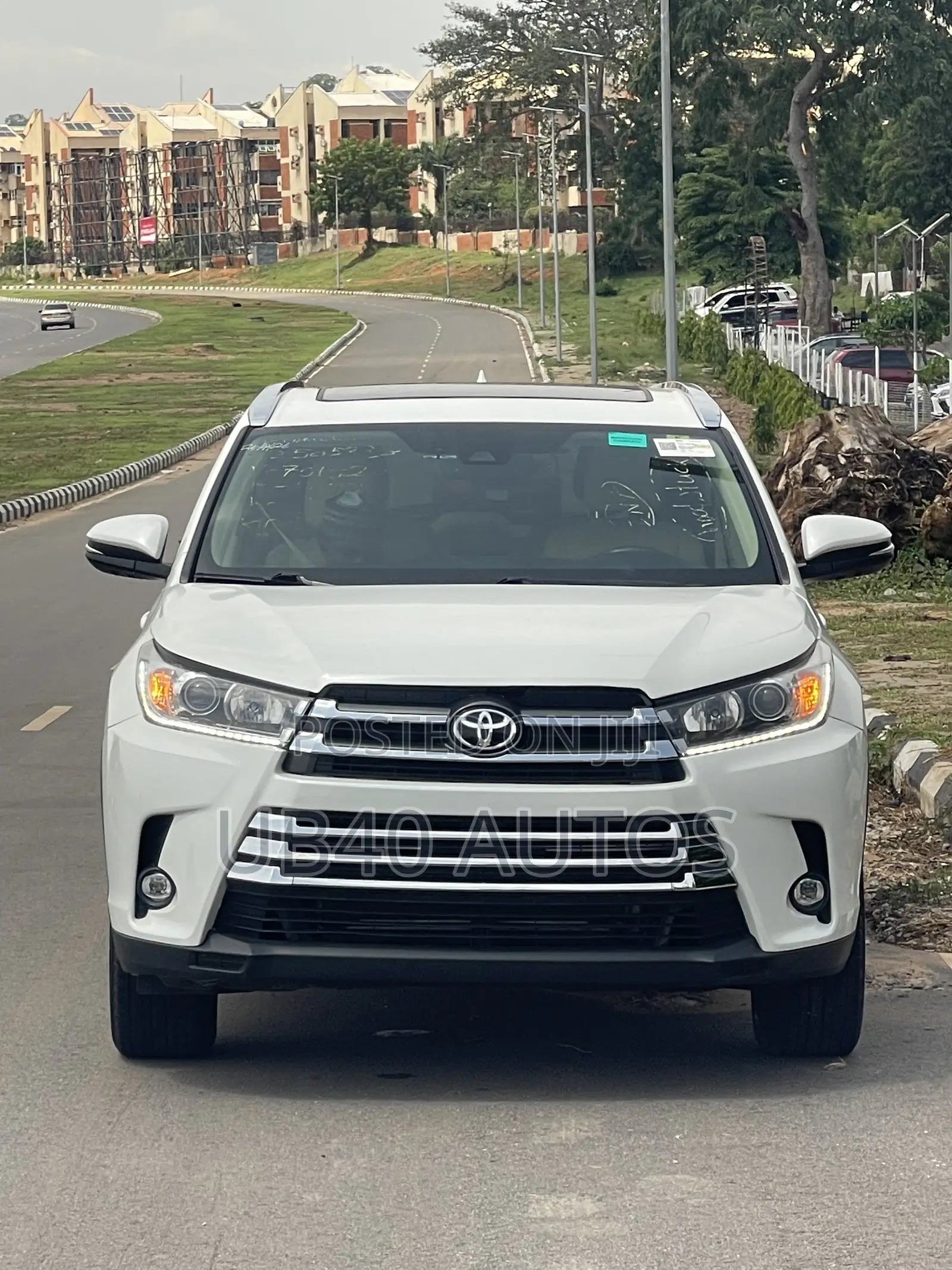 Toyota Highlander Limited 2019 White