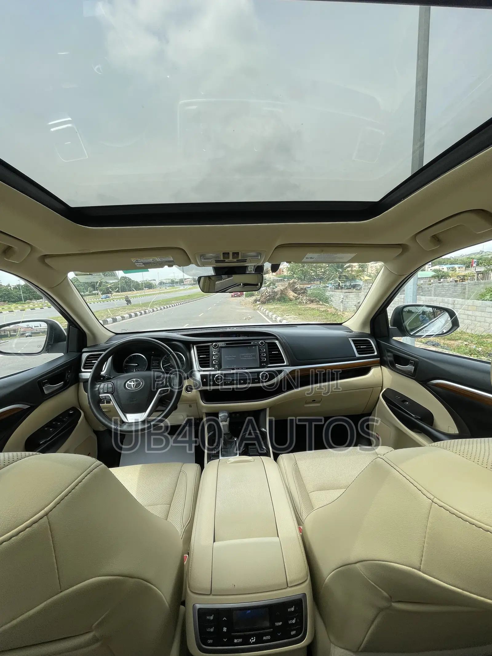 Toyota Highlander Limited 2019 White