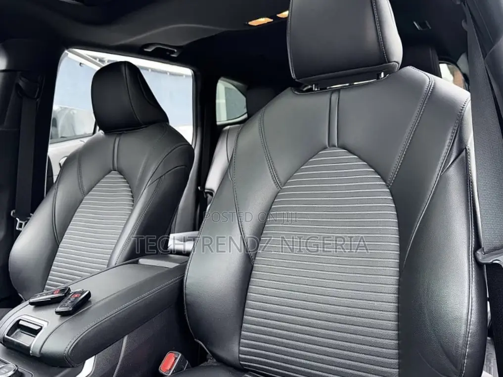 Toyota Highlander 2022 White