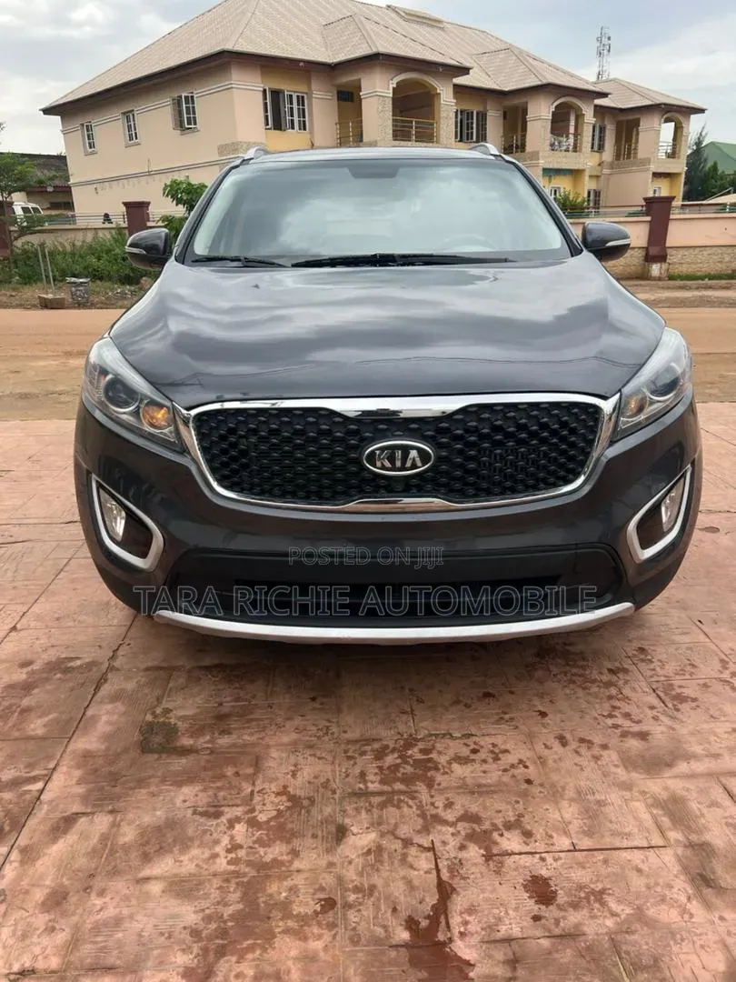 Kia Sorento 4dr SUV 2016 Gray