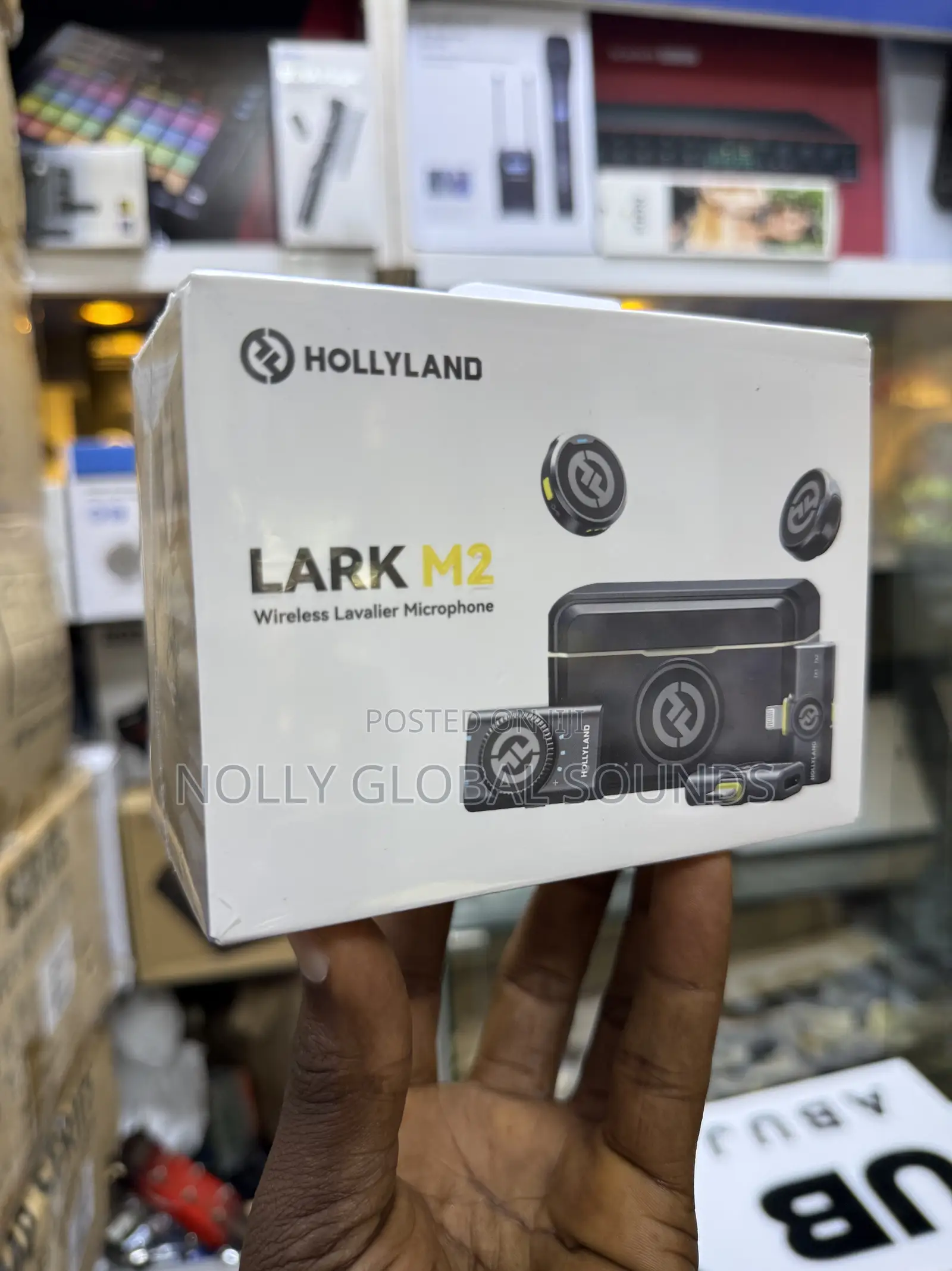 Hollyland Lark M2 Mini Magnetic Wireless Microphone For Phone And More
