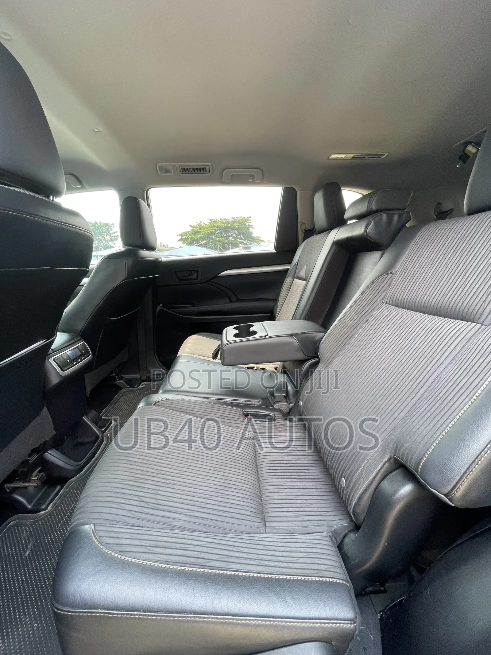 Toyota Highlander LE 4dr SUV (3.5L 6cyl 6A) 2014 Black