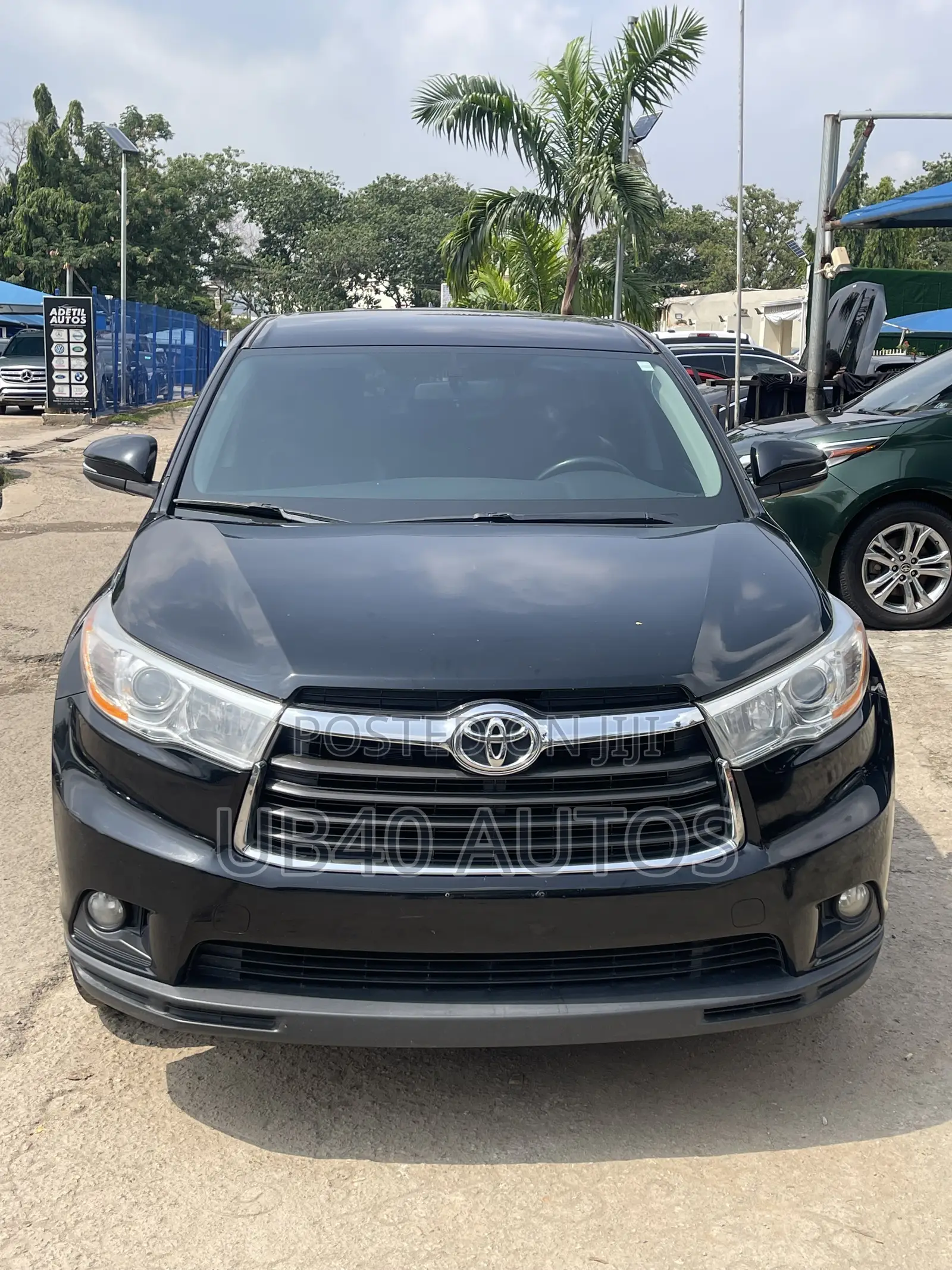 Toyota Highlander LE 4dr SUV (3.5L 6cyl 6A) 2014 Black
