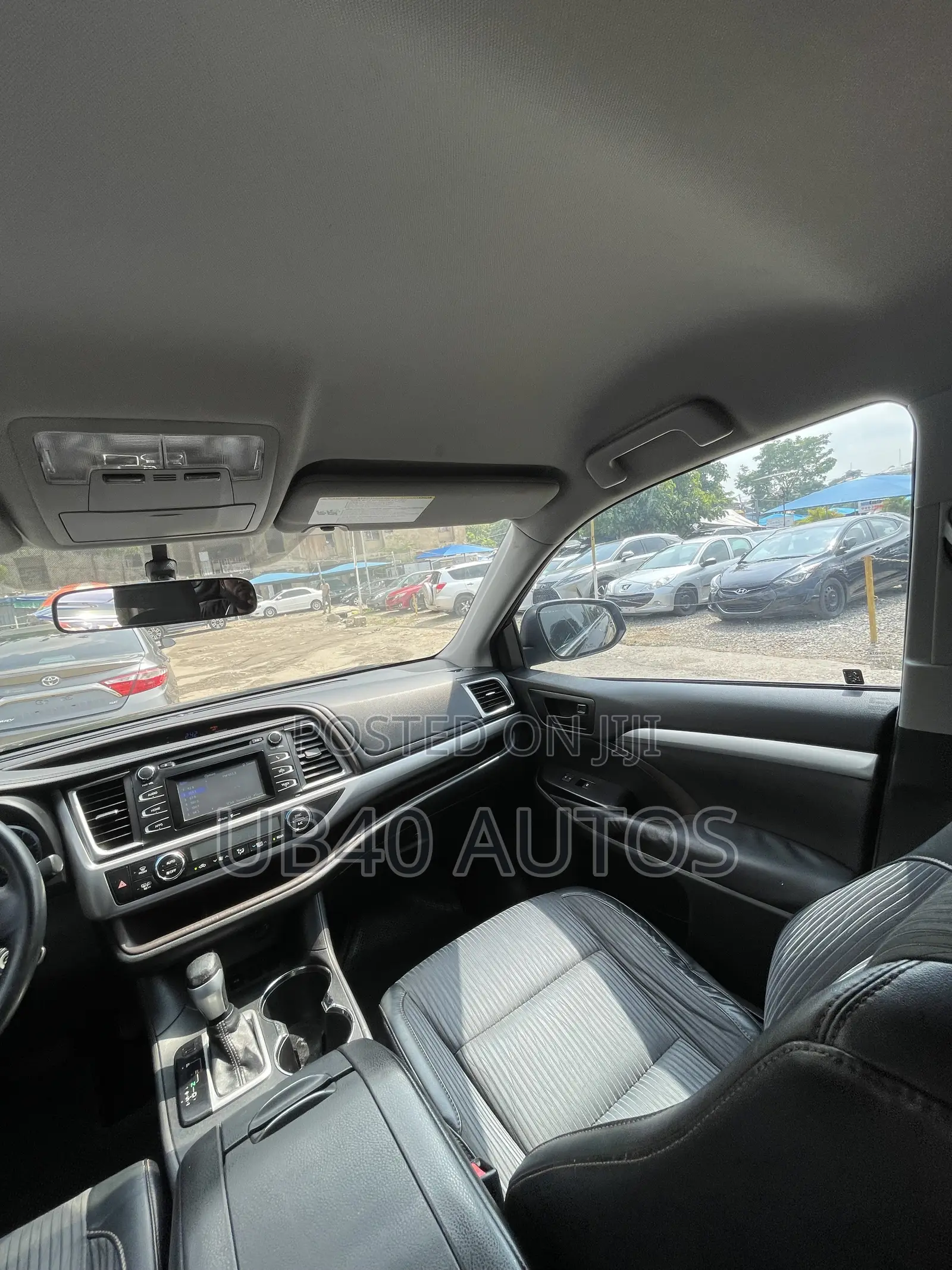 Toyota Highlander LE 4dr SUV (3.5L 6cyl 6A) 2014 Black
