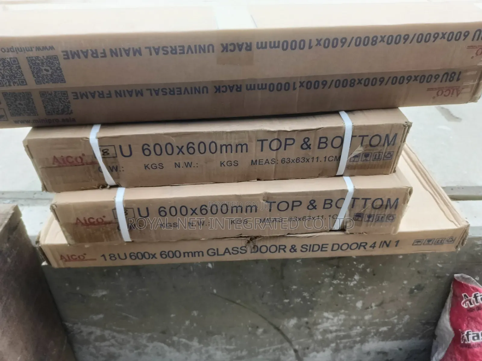 Telecom Rack 18u 600x600