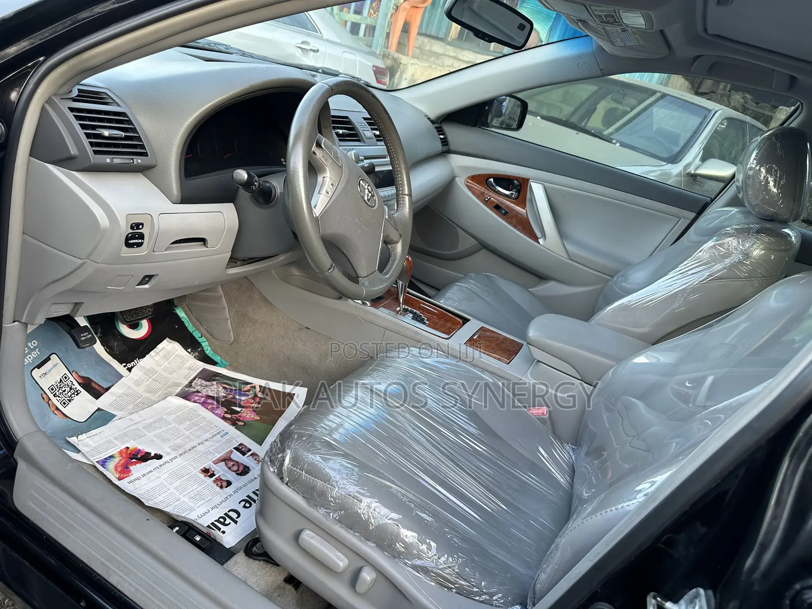 Toyota Camry XLE V6 4dr Sedan (3.5L 6cyl 6AM) 2010 Black