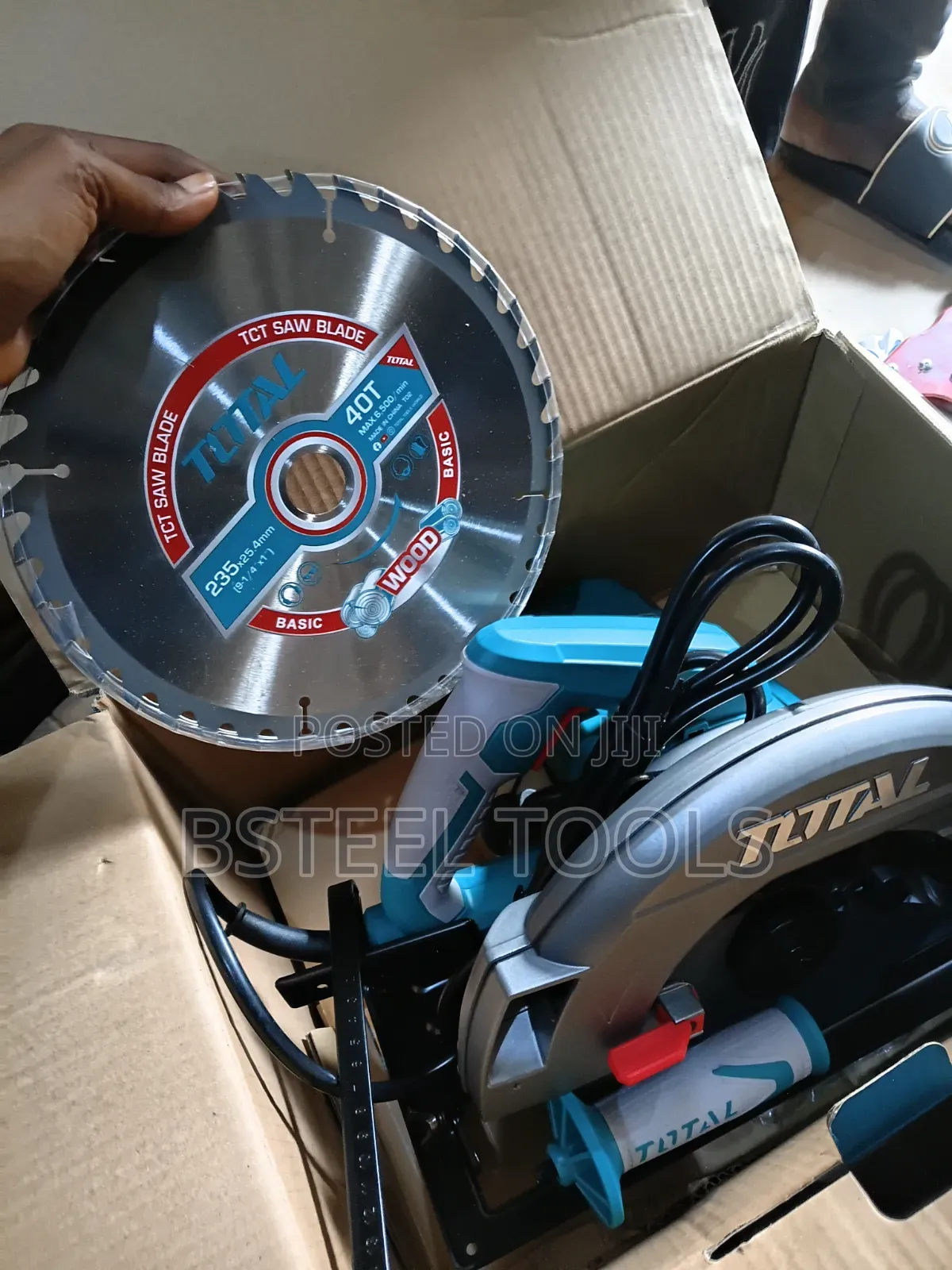 Total Electric Circular Saw Machine – Heavy Duty Wood Cutting Tool