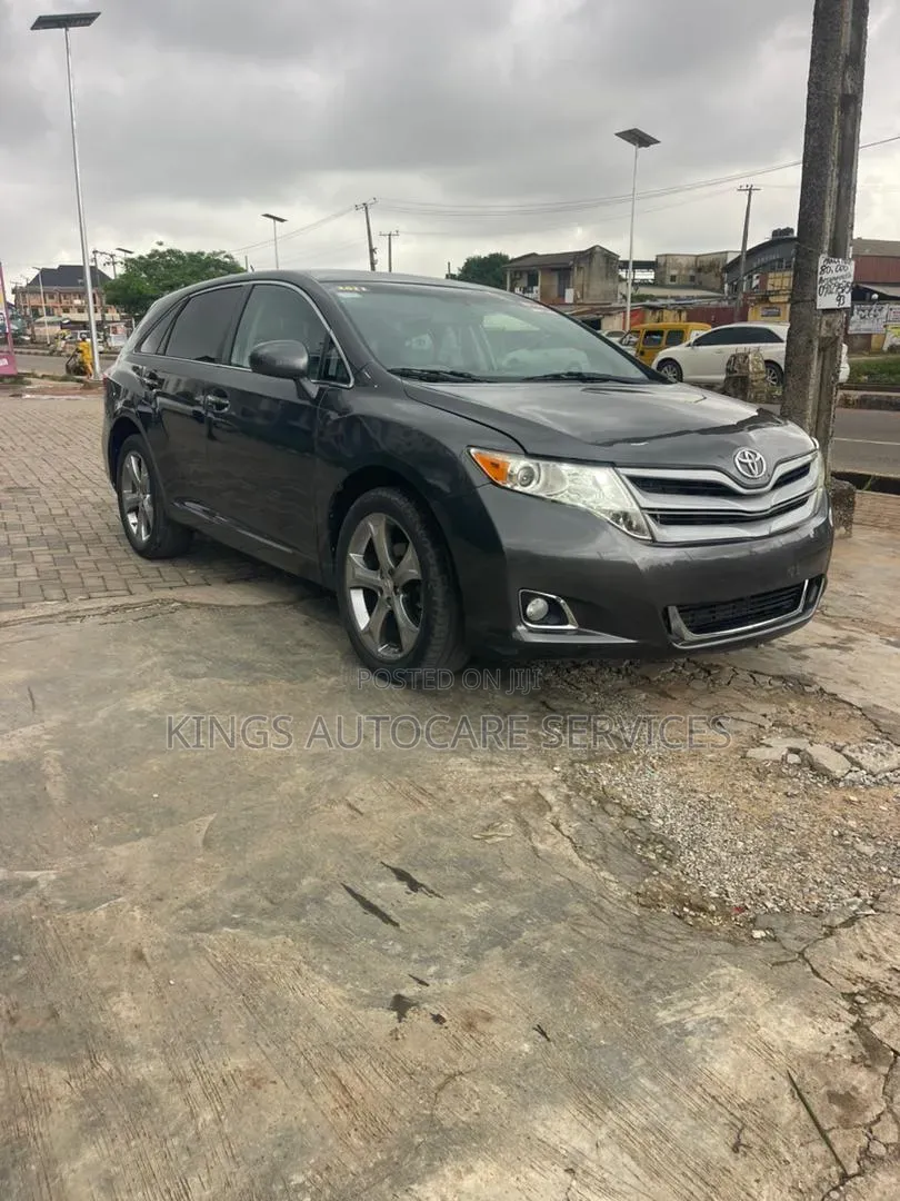 Toyota Venza 2011 Gray