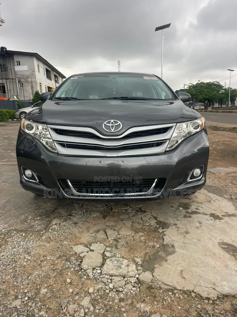 Toyota Venza 2011 Gray