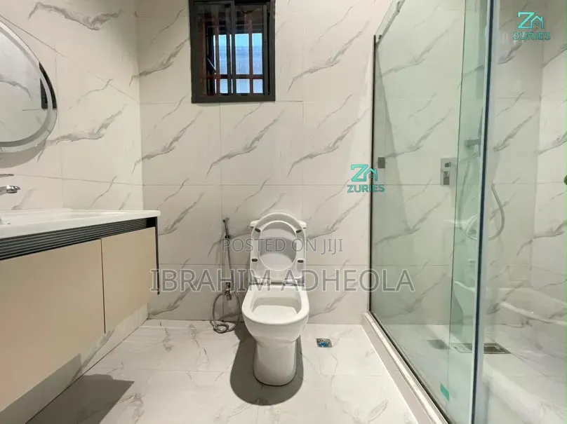 4bdrm Apartment in Ikeja Gra for sale