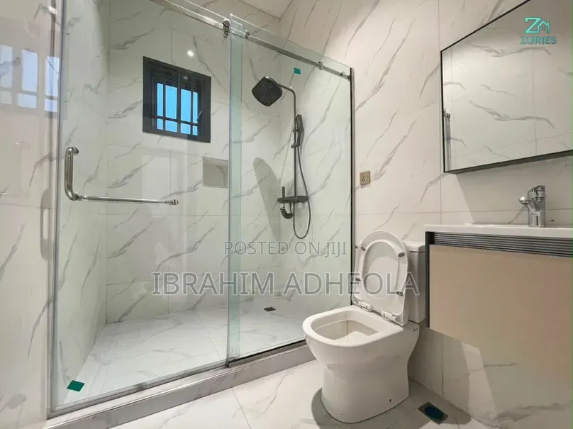 4bdrm Apartment in Ikeja Gra for sale